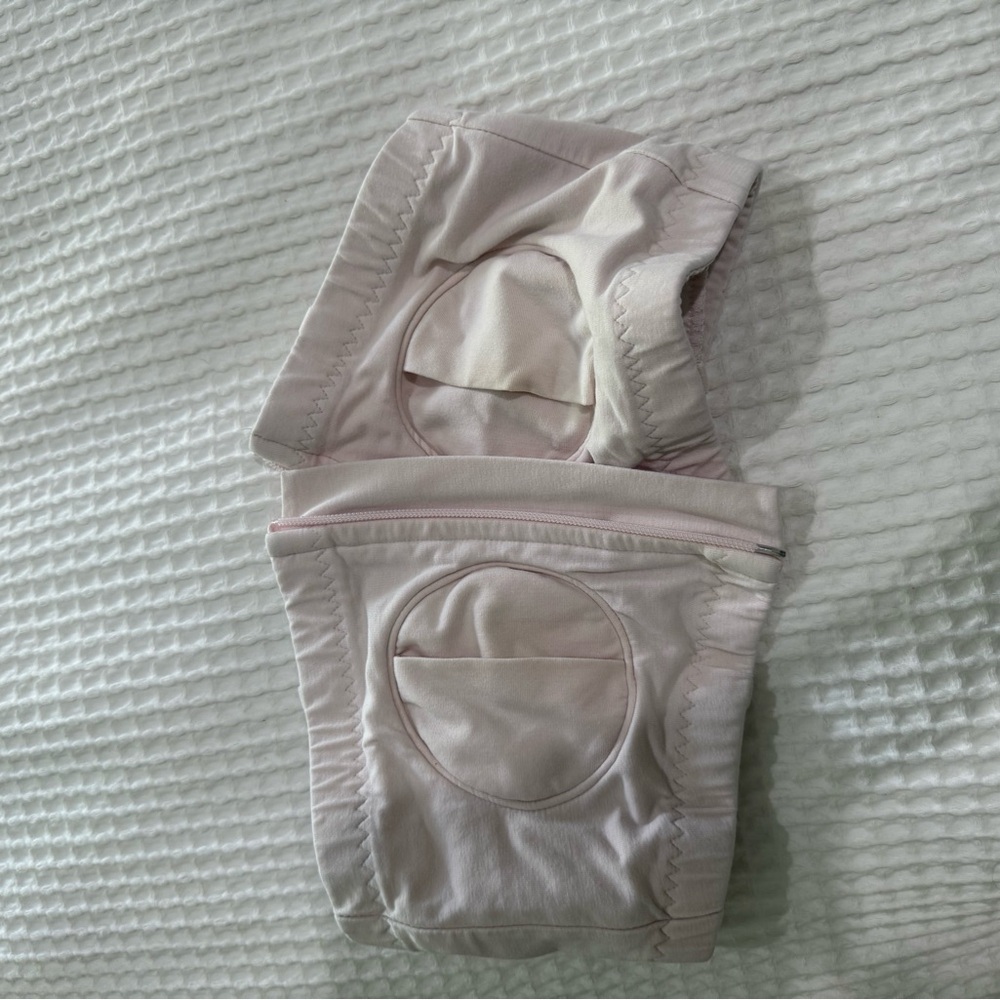 Hands-Free Pumping Bra